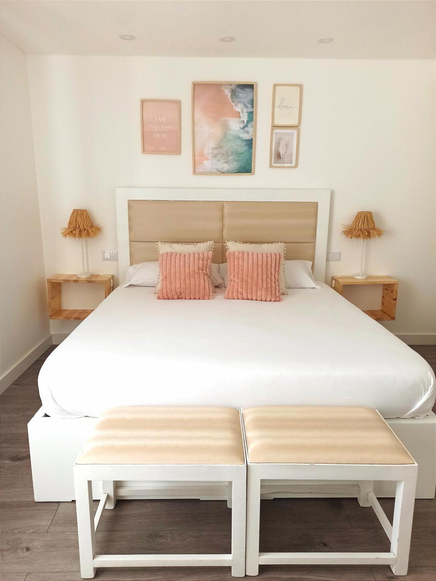 Bed and Breakfast Supertubos House Peniche Атоґія-да-Балея Номер фото